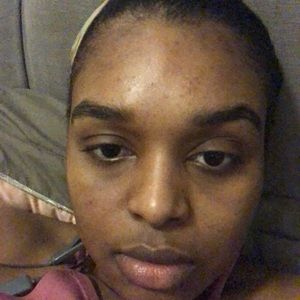 Meet your Posher, Ariane